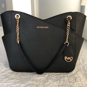 Michael Kors Jet Set Large Saffiano Leather